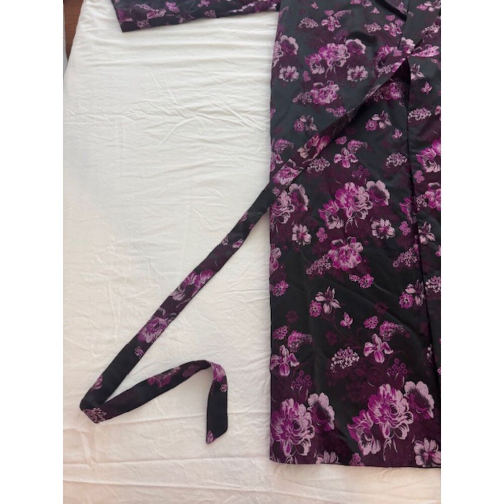 NWOT Brocade Maxi Kimono Robe/Dressing gown. Purple/pink - Picture 2 of 8